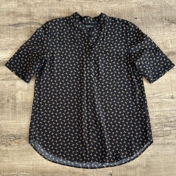 Lafayette 148 New York Silk button down shirt size XS - Picture 2 of 8